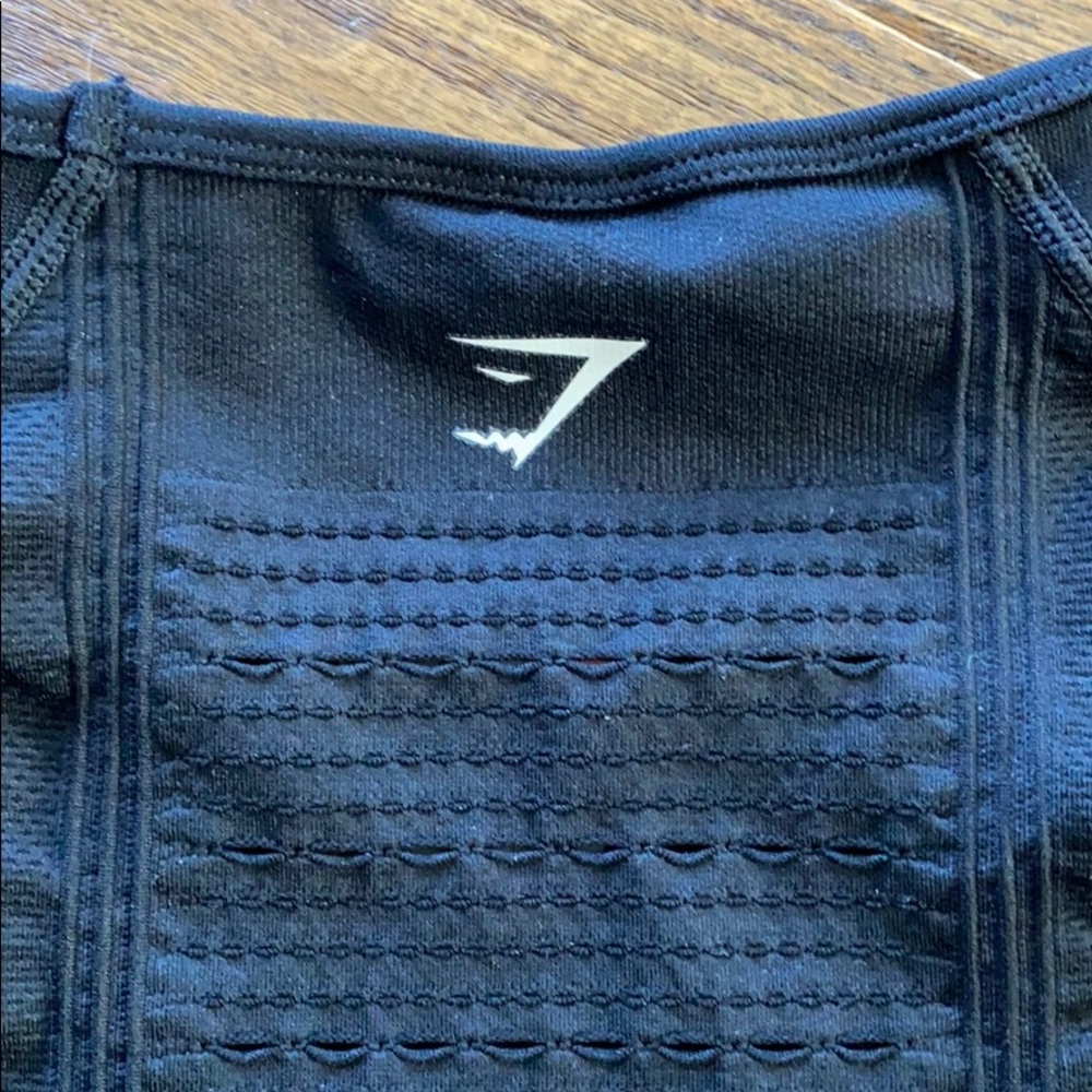 Gymshark black crop - Picture 4 of 5